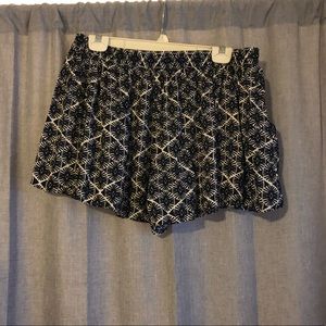 Patterned shorts